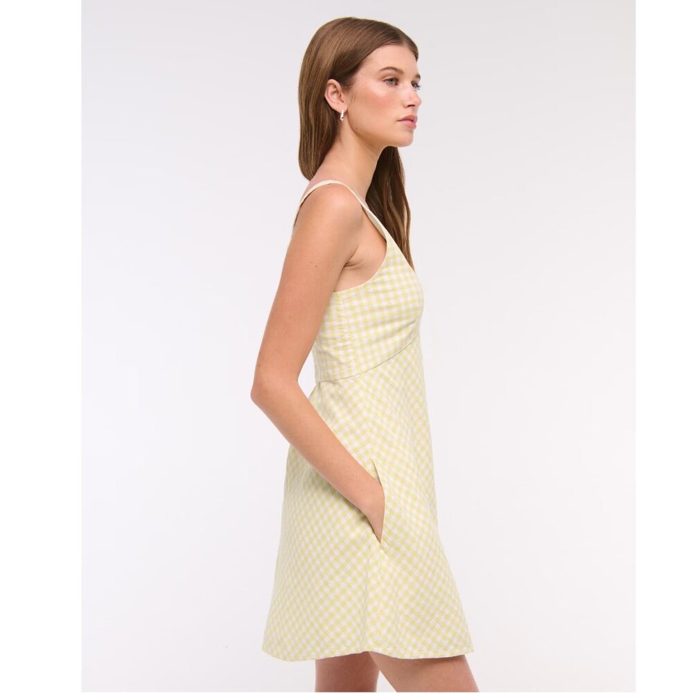 Abercrombie & Fitch V-Neck Linen-Blend Mini Dress - Picture 5 of 6